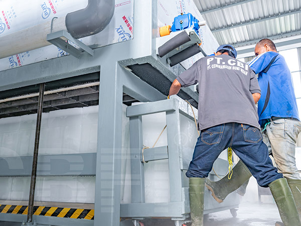 2 x 15-тонные машины для производства льда с прямым охлаждением для клиента из Индонезии